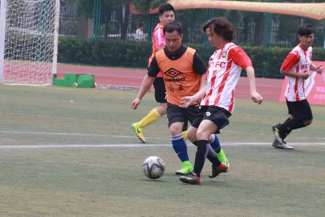 布朗26分绿军轻取开拓者5连胜 魔术大胜公牛